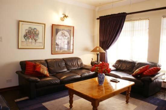 Limonite Guesthouse Pretoria-Noord Exteriör bild