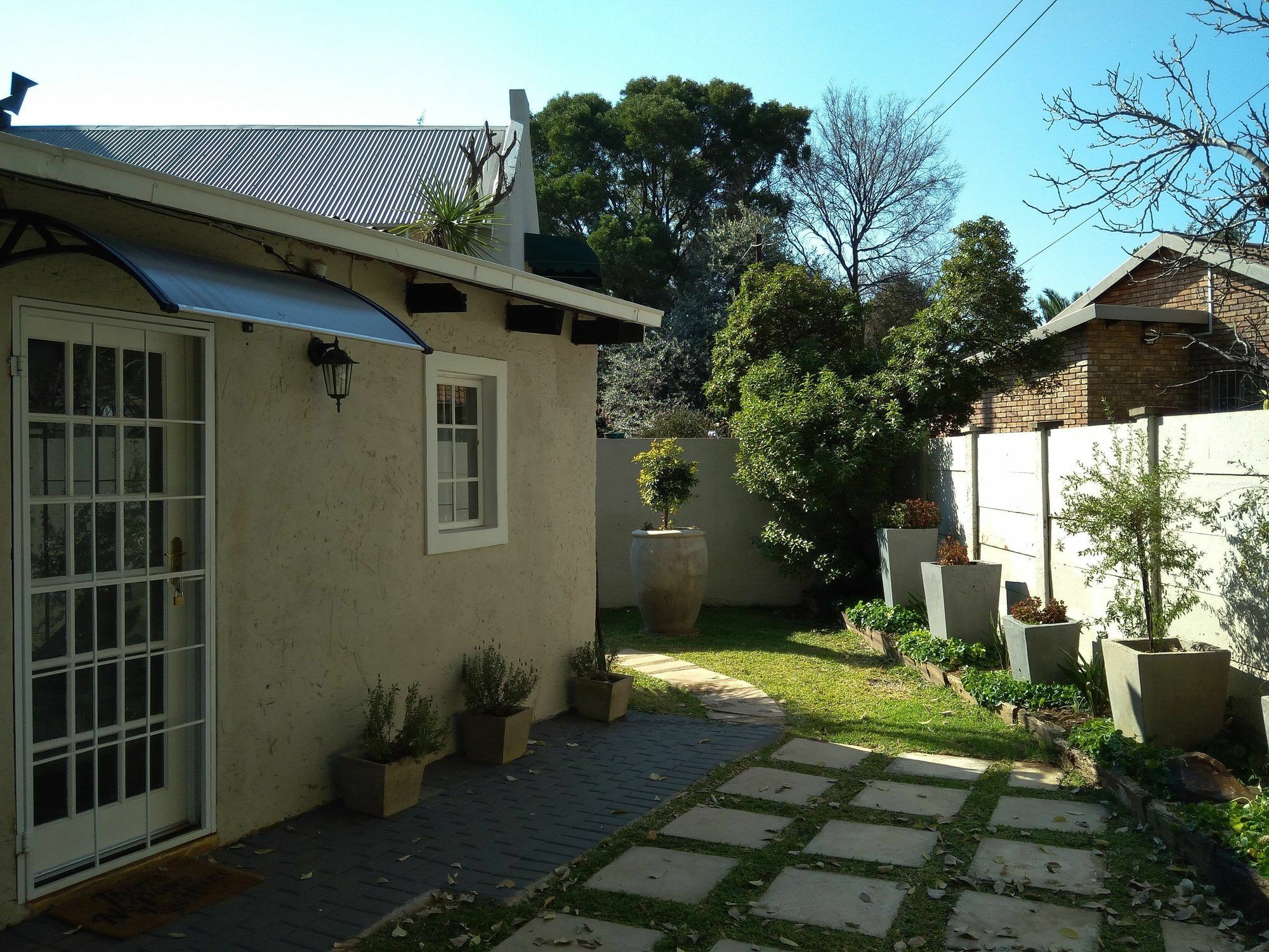 Limonite Guesthouse Pretoria-Noord Exteriör bild